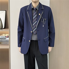 藏青色西装