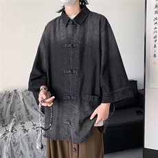 黑色