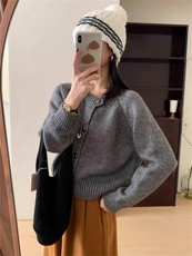 新款圆领针织单排扣开衫时尚简约风，女装针织衫/毛衣，思途羊绒