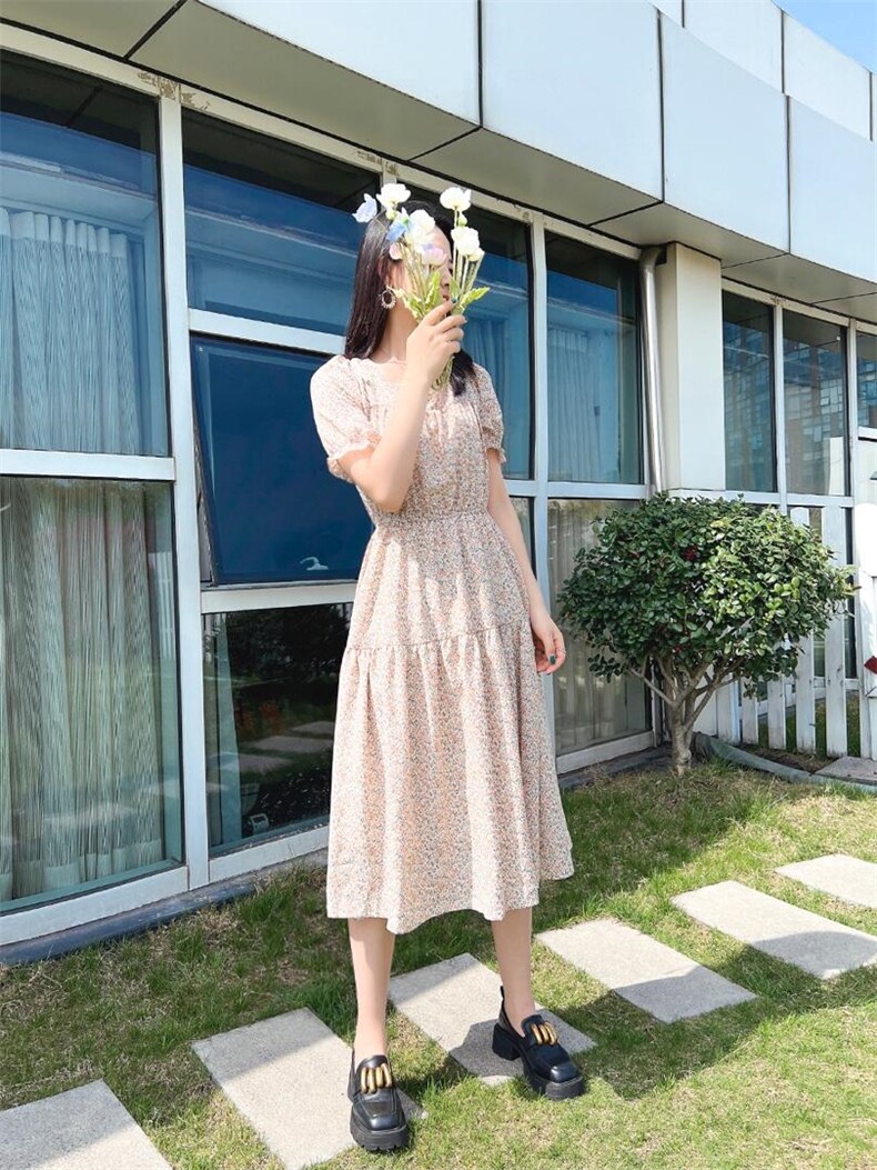 2022夏季新款韩版碎花连衣裙，女装连衣裙，V/A