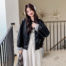 甜酷风条纹拼接黑色皮衣外套女春秋2025新款小个子机车服PU皮夹克，女装皮衣，2C217