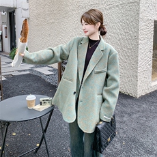 独特超好看绿色毛呢西装厚外套女秋冬韩系气质高级感夹棉呢子大衣，女装毛呢外套，2C262