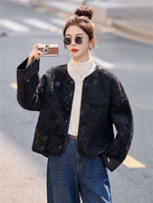 真兔毛绒短外套女冬季2025新品显瘦气质小众设计感新中式时尚女装，女装短外套，意芙