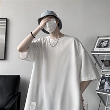 白色