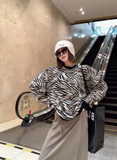 斑马条卫衣S-M，女装卫衣/绒衫，尚映