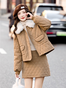 复古菱格羽绒服套装裙女2025冬季新款超好看气质毛领收腰两件套图片