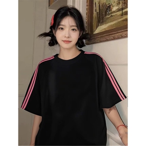 抖音得物品质二开240克宽松纯棉美式潮牌印花三条杠中性风短袖T恤图片