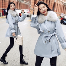 时尚保暖女士羽绒服冬季新款宽松收腰设计高品质白鸭绒填充可拆卸毛领显瘦百搭外套，女装羽绒服，阿舍尔精品