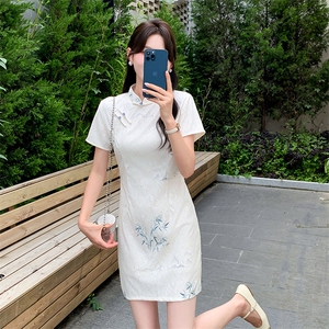 现货2024改良旗袍连衣裙年轻款女夏季新中式高级感禅意碎花裙图片