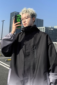 港风山系防水冲锋衣渐变色夹克男：聚酯纤维JK77088P85控128图片