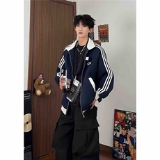 藏青色
