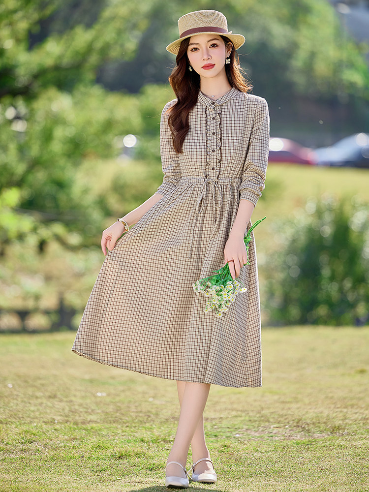高端纯棉长袖连衣裙中长款2026新款女春秋洋气减龄显瘦格子衬衫裙,女装连衣裙,水衣源