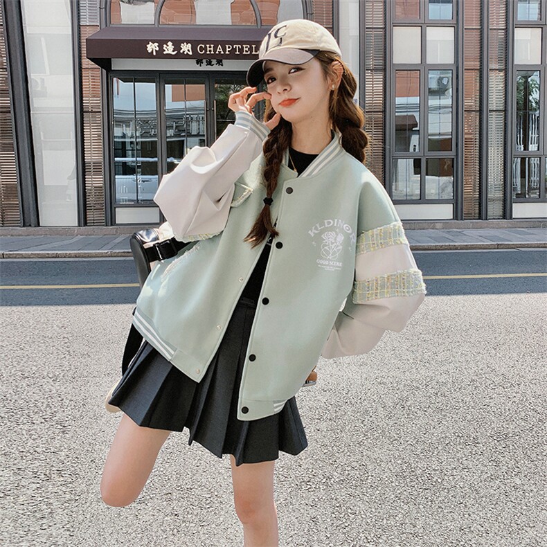 学院风高级感短款棒球服外套女春秋2025新款超火好看小众夹克上衣图片
