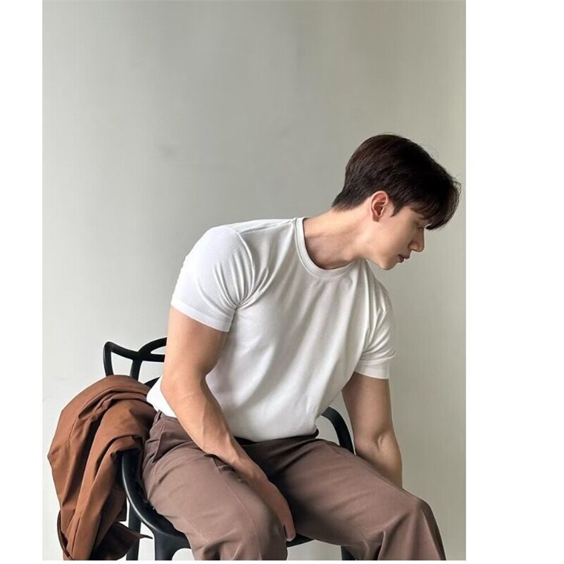 黑色弹力修身t恤男夏季收袖口重磅短袖显肌肉内搭健身运动半截袖,男装T恤,星座506A