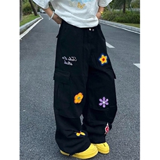 黑色