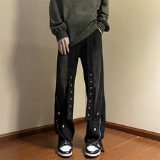 黑色