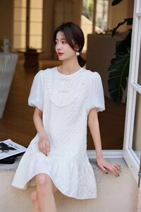 风盘扣连衣裙，两色、三个尺码图片