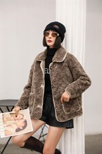 皮毛一体冬季新款羊羔毛外套，其它，茗格拉