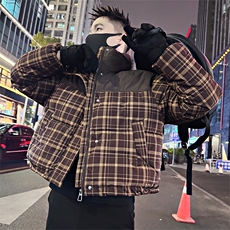 咖啡色