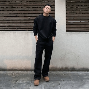 抖音得物高品质 二开支持退换 26春装美式男宽松曼巴纯色圆领卫衣图片