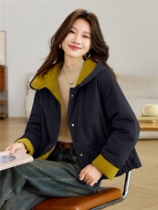 2025年冬季宽松连帽撞色拼接短款棉衣服棉外套，女装棉衣/棉服，简韵佳