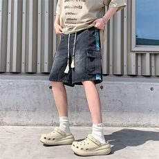 黑灰色