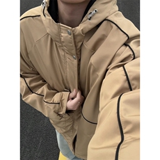 卡其色