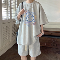 灰色