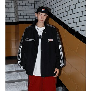 2026港风美式复古印花字母双袖三杠织带大码M-5XL夹克JK77766P75，男装夹克，星座227-7