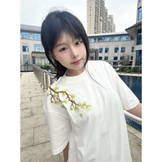 白色