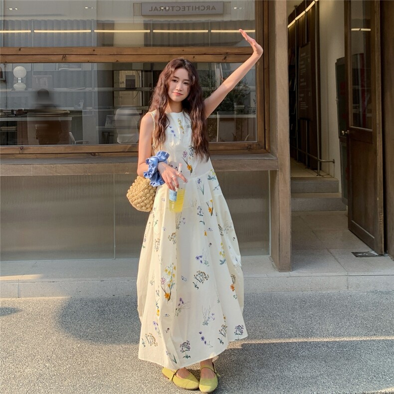 碎花无袖连衣裙女2025夏季新款法式绝美温柔风气质遮肉显瘦背心裙,女装连衣裙,2C206