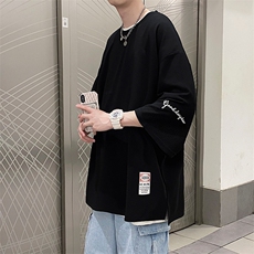 黑色
