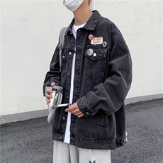 黑色