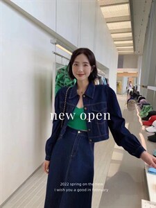 牛仔套装图片