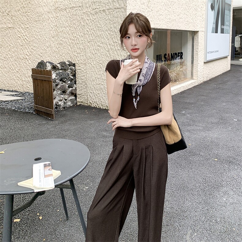 韩系咖色圆领针织短袖高腰垂感阔腿裤夏新款通勤显瘦两件套装女,女装套装/套裙,维壹