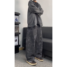 灰色