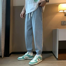灰色