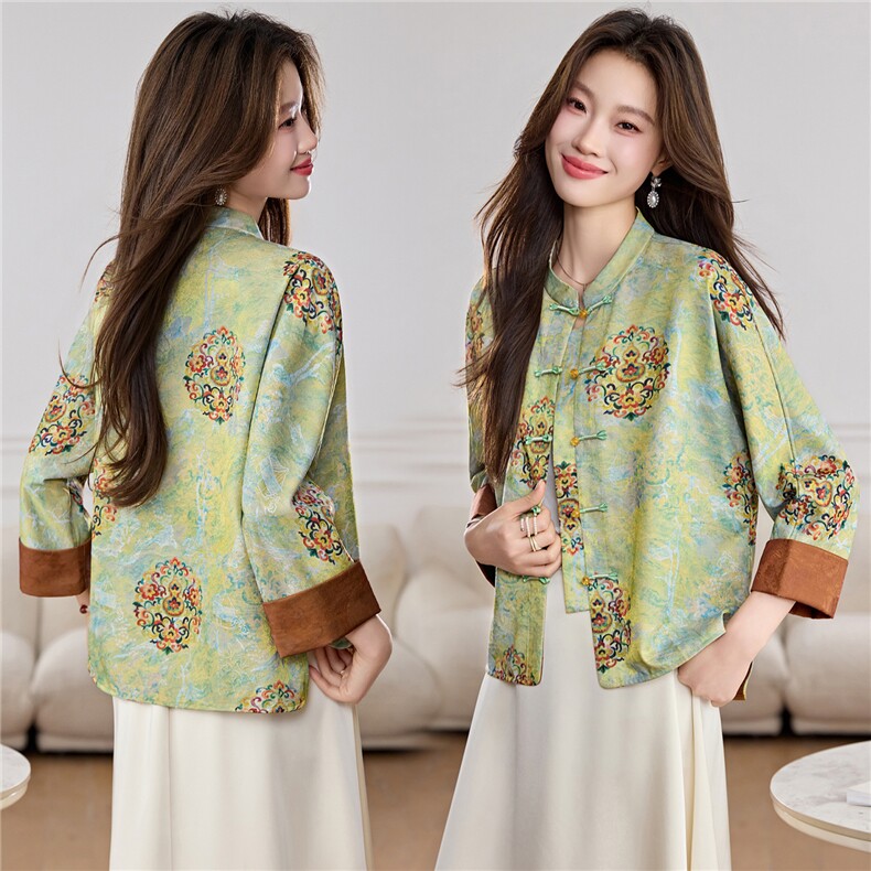 现货中式人丝锦缎通勤女2026年春秋新款提花巨好看短款外套，女装短外套，木橙西子