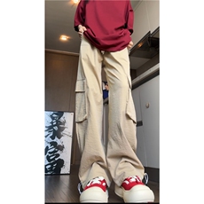 卡其色