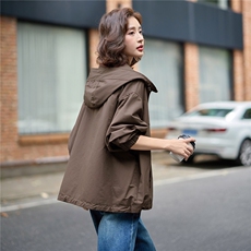 2025秋季韩版高级感抽绳设计轻奢减龄百搭短款女式外套，女装短外套，难舍钰依