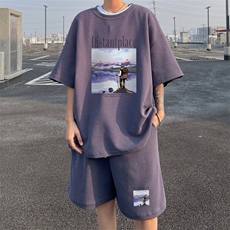 深灰色