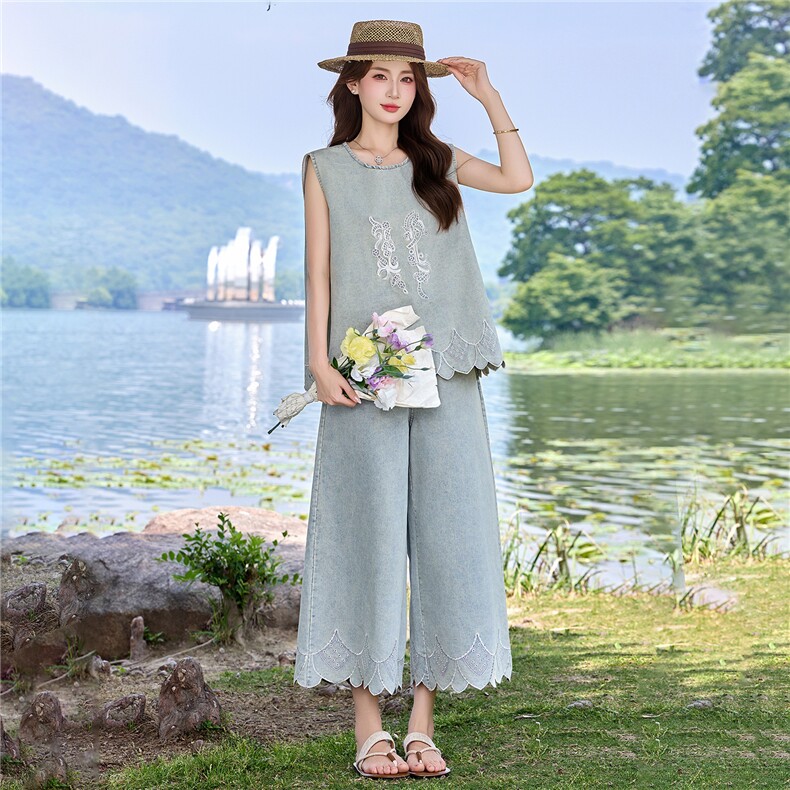现货2026年夏季重工刺绣潮牛仔新款两件套装,女装套装/套裙,艾仟回(原伊仟回)