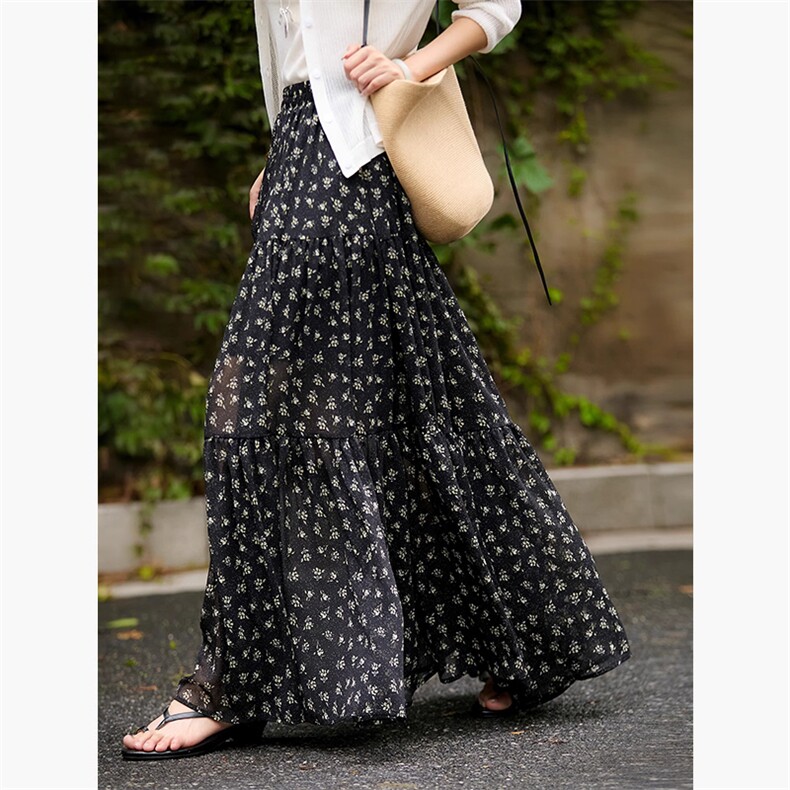 塞纳河絮语度假风印花半身裙法式复古碎花A字裙秋，女装半身裙，梦白服饰厂