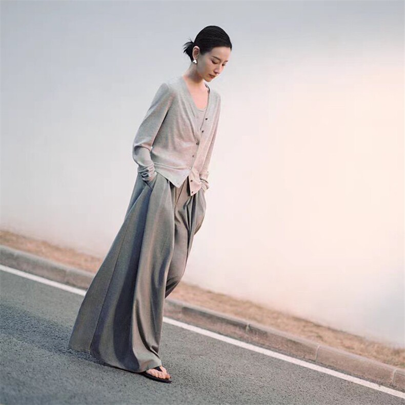 2025年秋季新款纯色针织开衫背心两件套，女装针织衫/毛衣，奢优羊绒