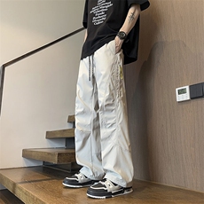 米灰色