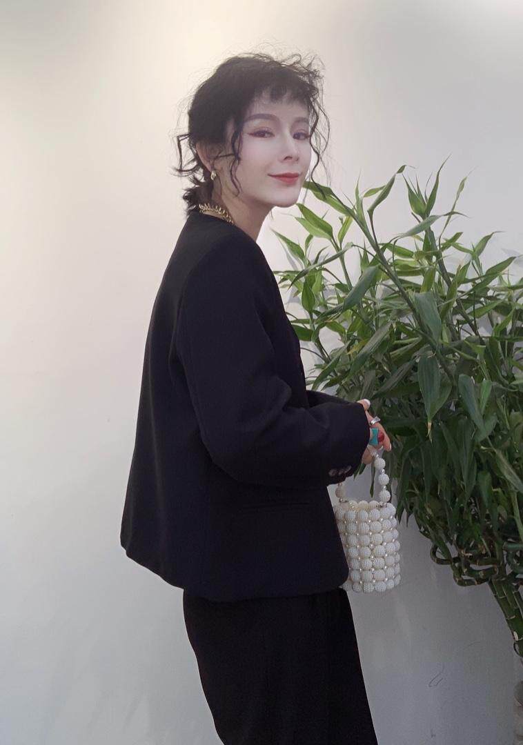 春款新款V领韩版小外套，其它，瑟拉·女人缘