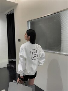 棒球服外套图片