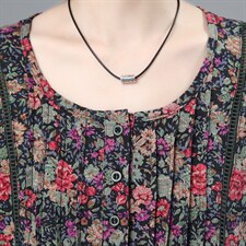 2021春季新款时尚舒适圆领休闲碎花套头衫，女装衬衫，小林双子