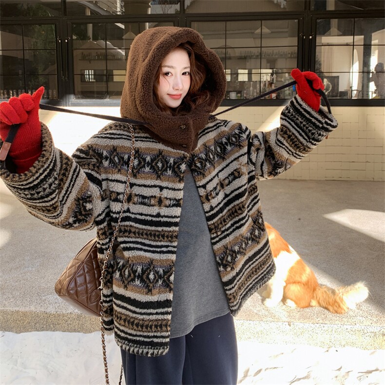 大货已出费尔岛羊羔毛外套P220K358,女装短外套,2C295