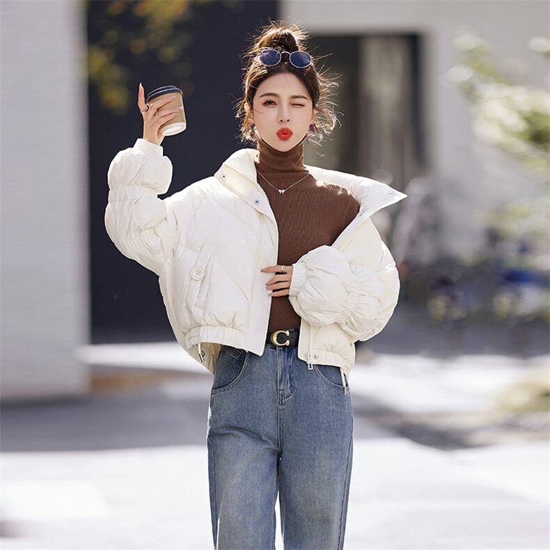 超好看显白玫红色羽绒服女短款2025冬季新款洋气灯笼袖白鸭绒外套,女装羽绒服,韩宇舍